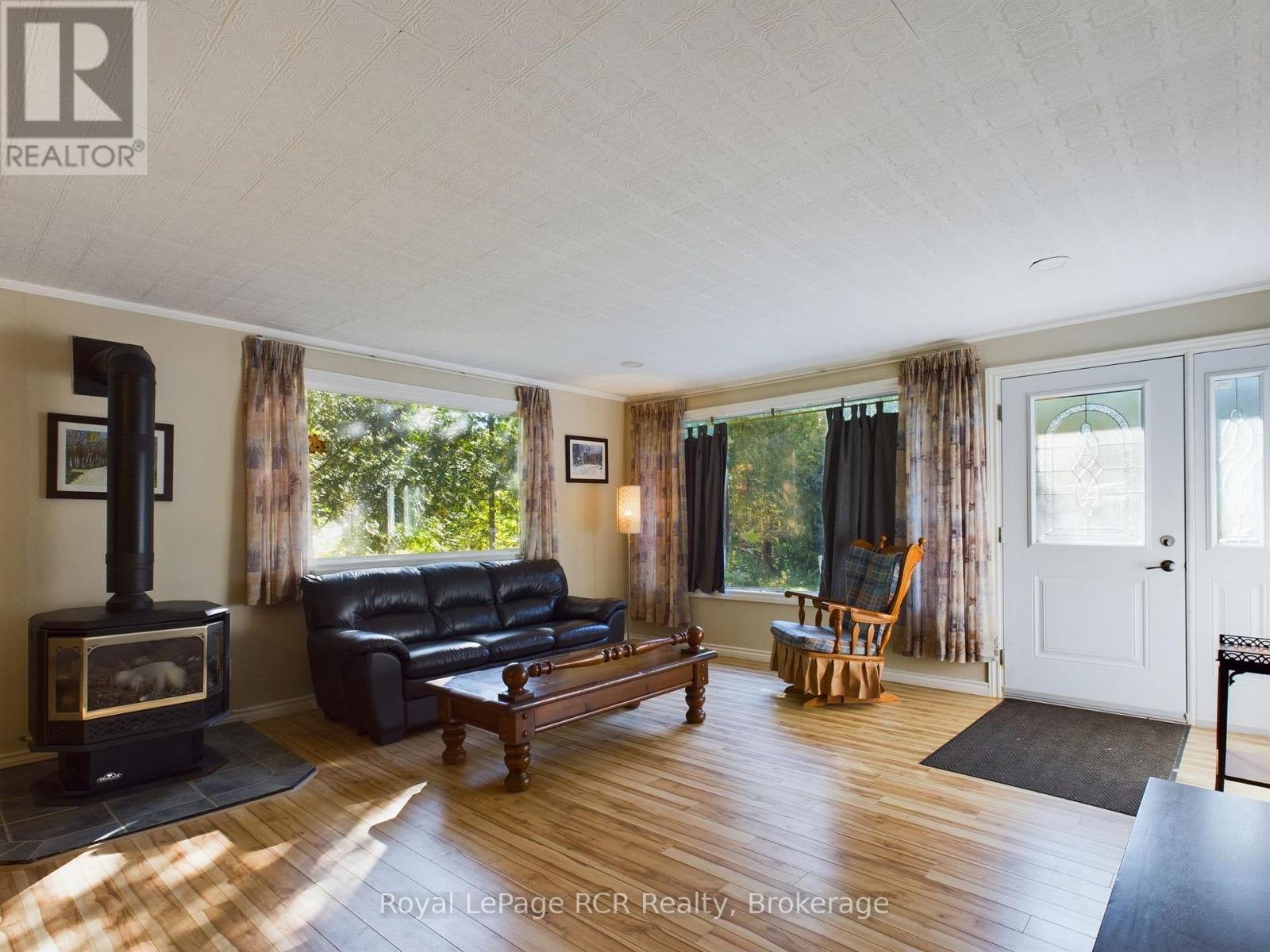 26 Robert Drive, Saugeen Shores, Ontario N0H 2C5 - Photo 7 - X13715706