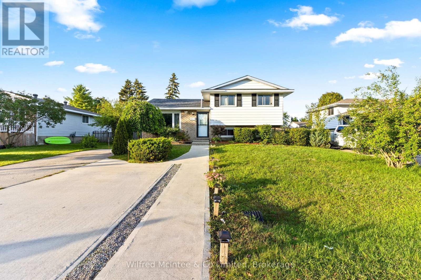 517 Wales Drive, Saugeen Shores, Ontario N0H 2C1 - Photo 3 - X13716408