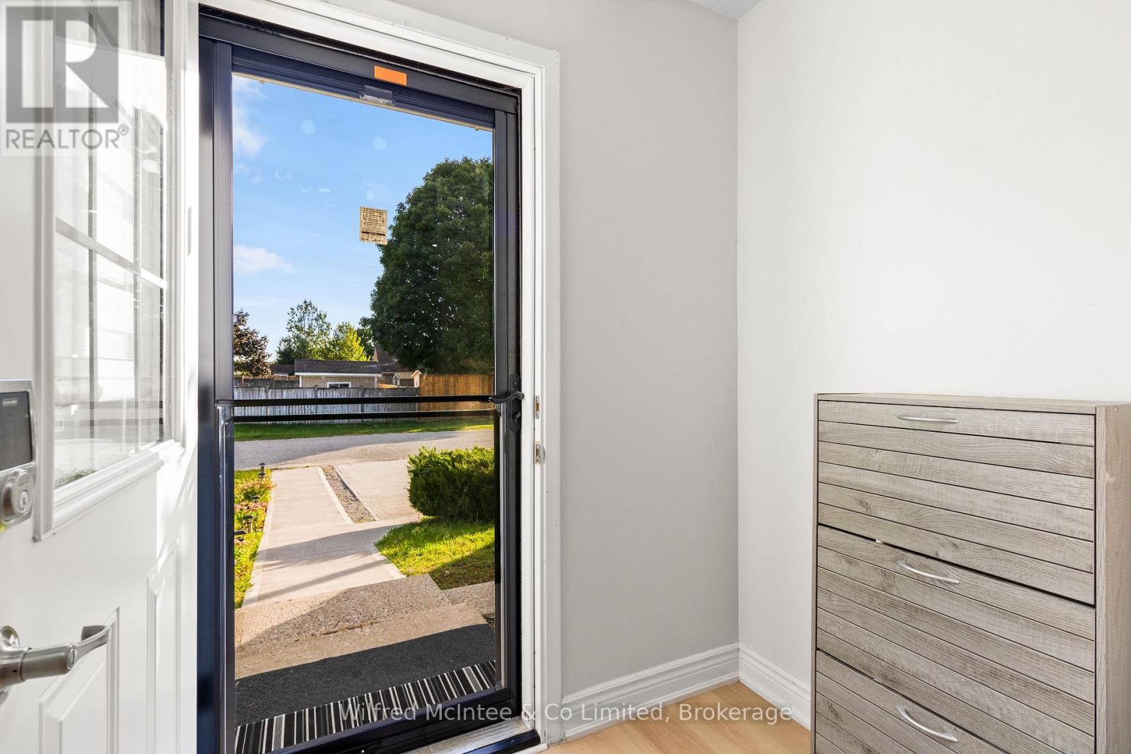 517 Wales Drive, Saugeen Shores, Ontario N0H 2C1 - Photo 8 - X13716408