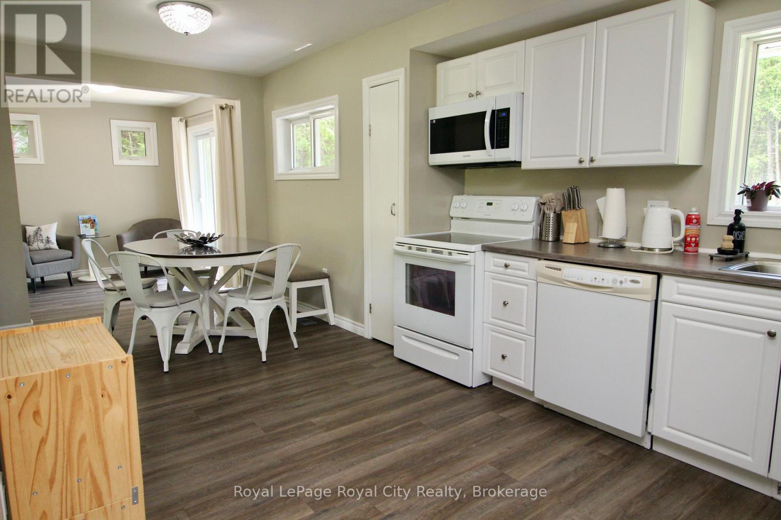 7221 6 Highway, Northern Bruce Peninsula, Ontario N0H 2R0 - Photo 7 - X13719524