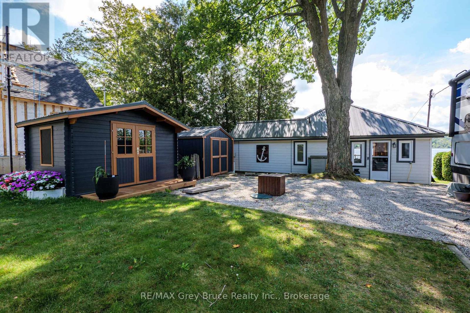 38 Maple Drive, South Bruce Peninsula, Ontario N0H 1A0 - Photo 1 - X13720234