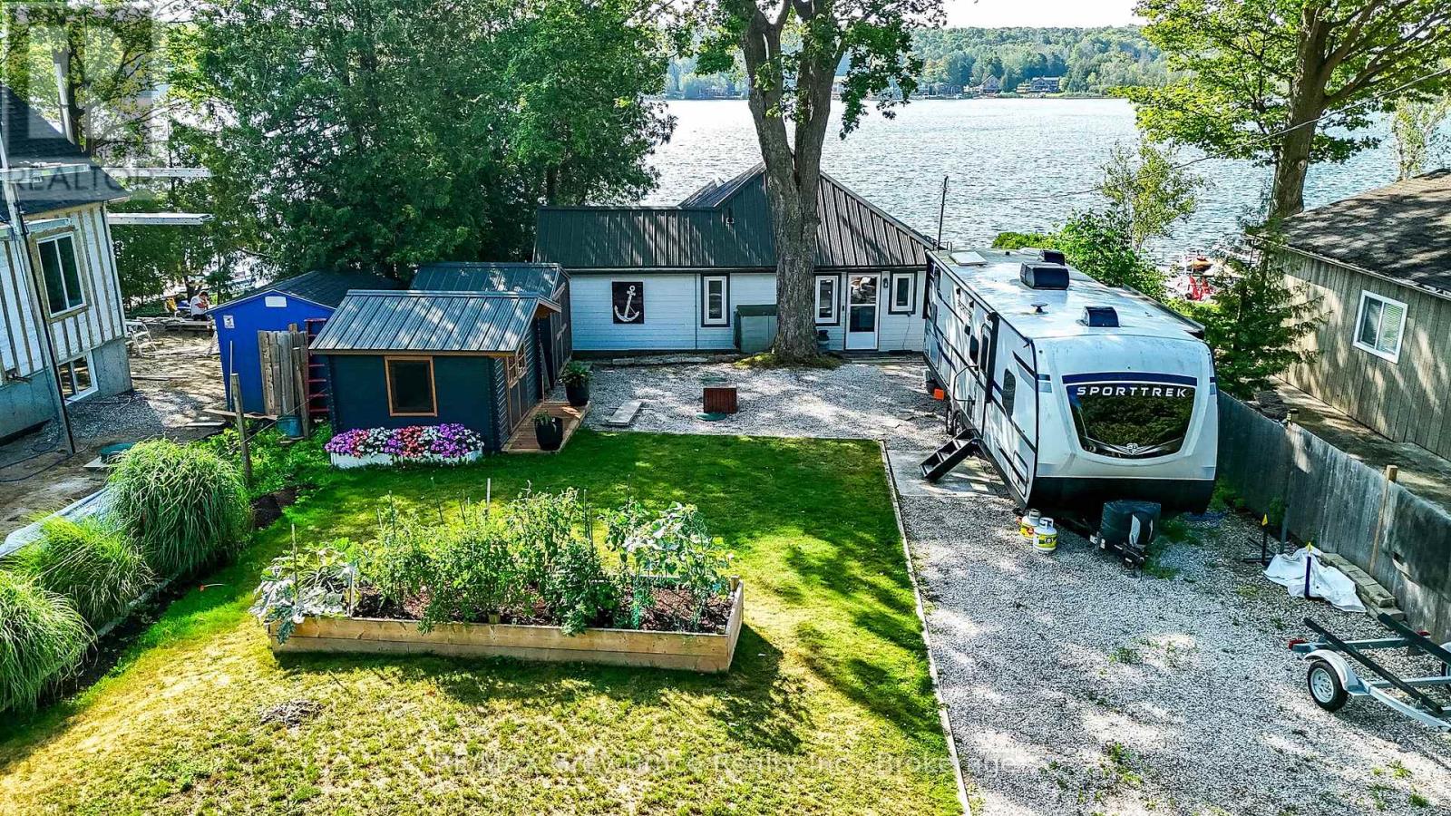 38 Maple Drive, South Bruce Peninsula, Ontario N0H 1A0 - Photo 2 - X13720234