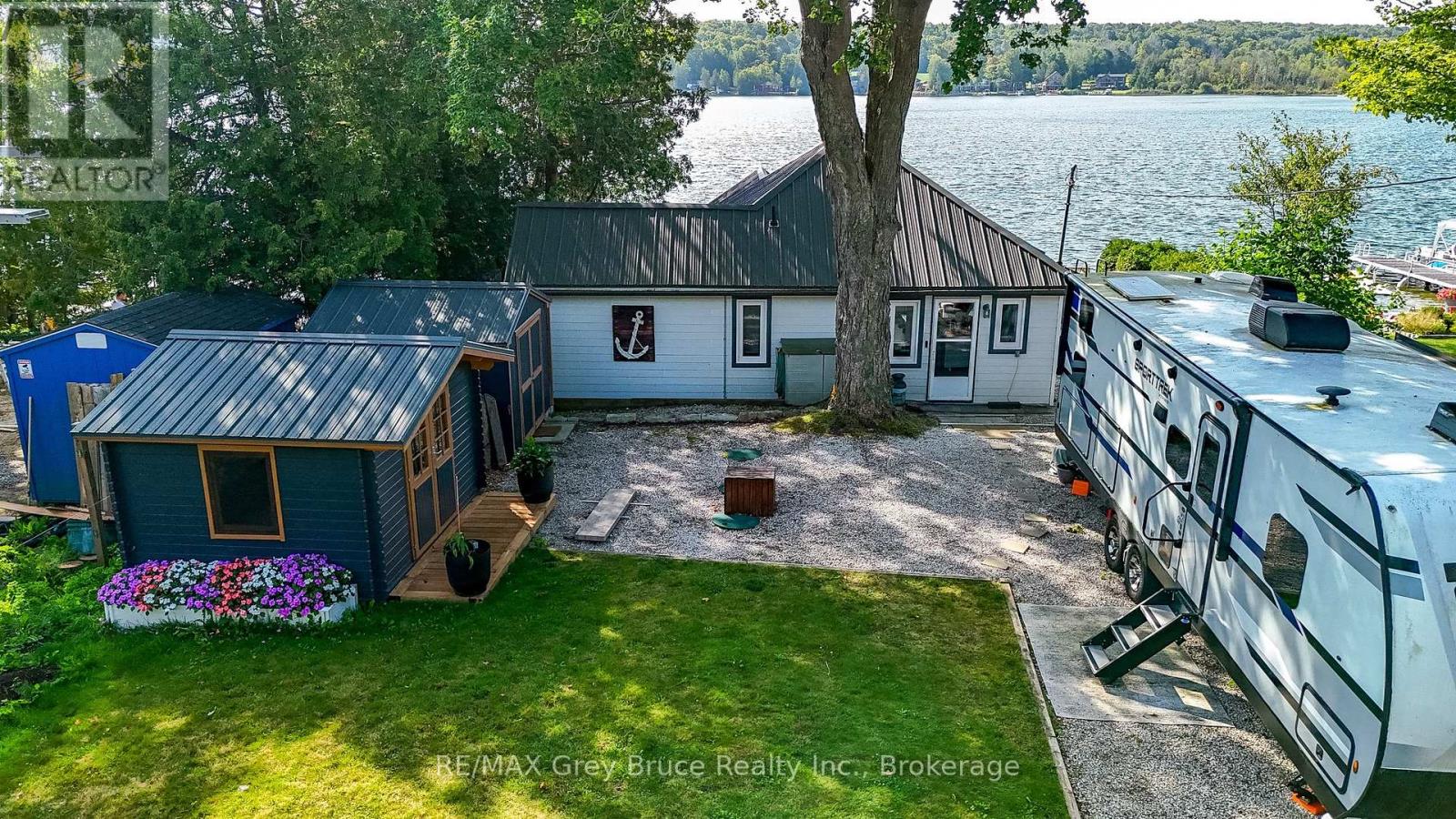 38 Maple Drive, South Bruce Peninsula, Ontario N0H 1A0 - Photo 3 - X13720234