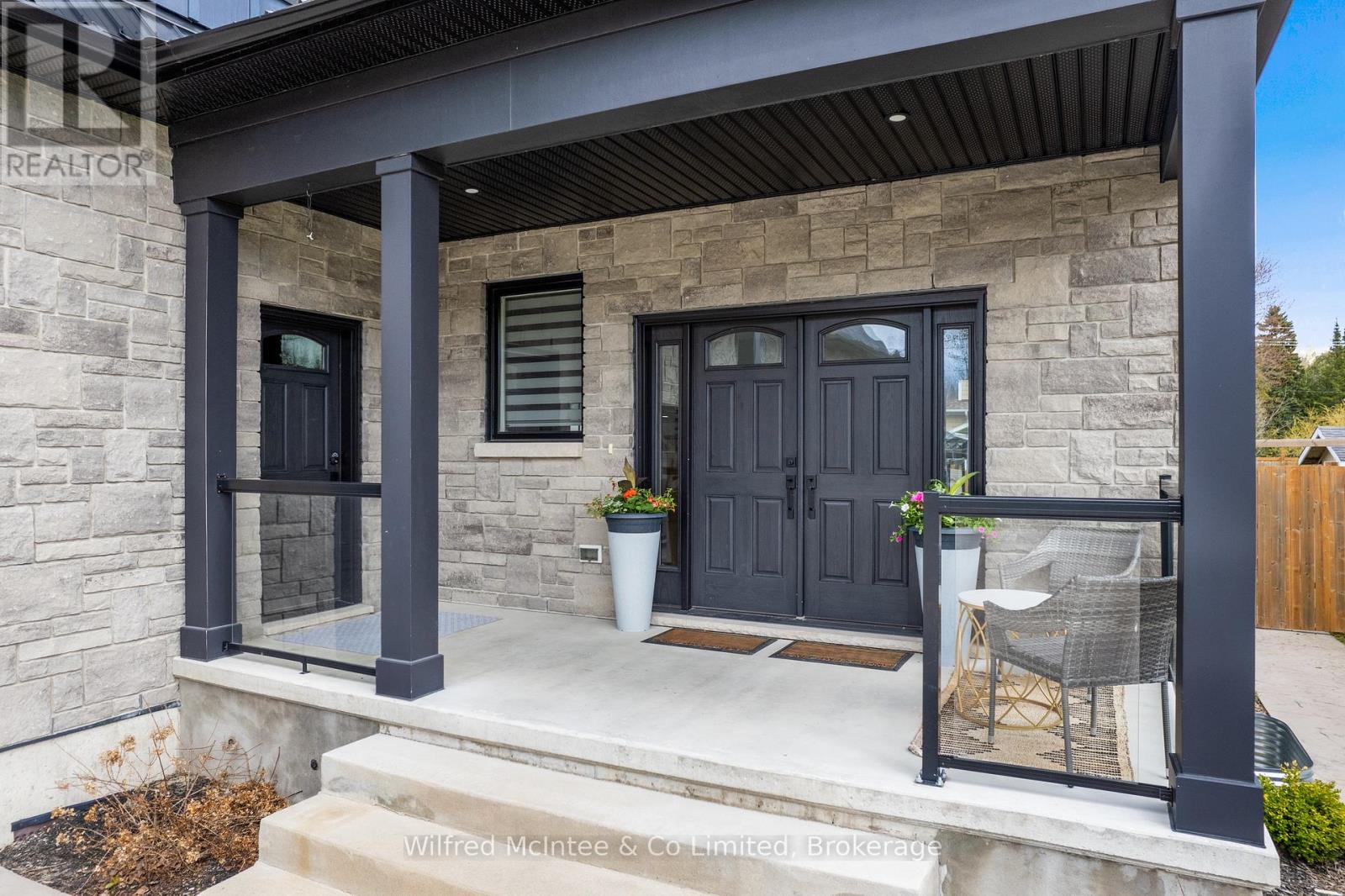 107 Ottawa Avenue, Saugeen Shores, Ontario N0H 2L0 - Photo 4 - X13729010