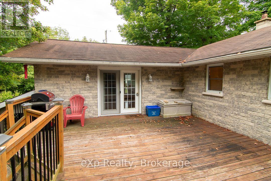 92 Parkside Avenue, South Bruce Peninsula, Ontario N0H 2T0 - Photo 5 - X13729714