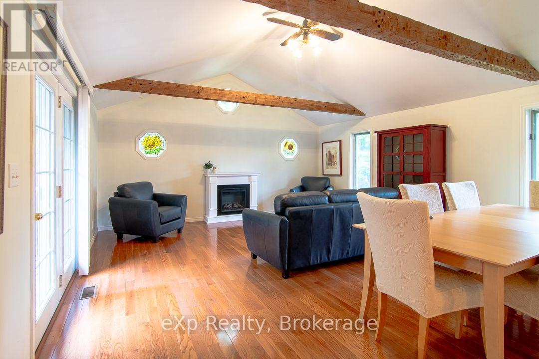 92 Parkside Avenue, South Bruce Peninsula, Ontario N0H 2T0 - Photo 6 - X13729714