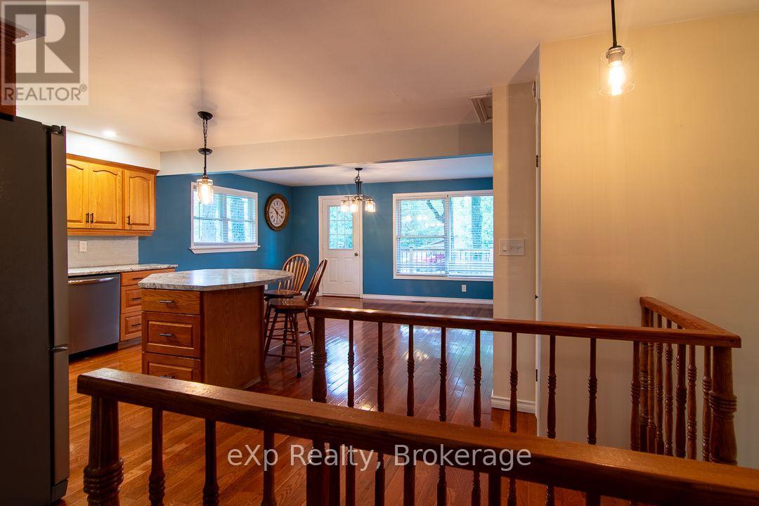 92 Parkside Avenue, South Bruce Peninsula, Ontario N0H 2T0 - Photo 9 - X13729714