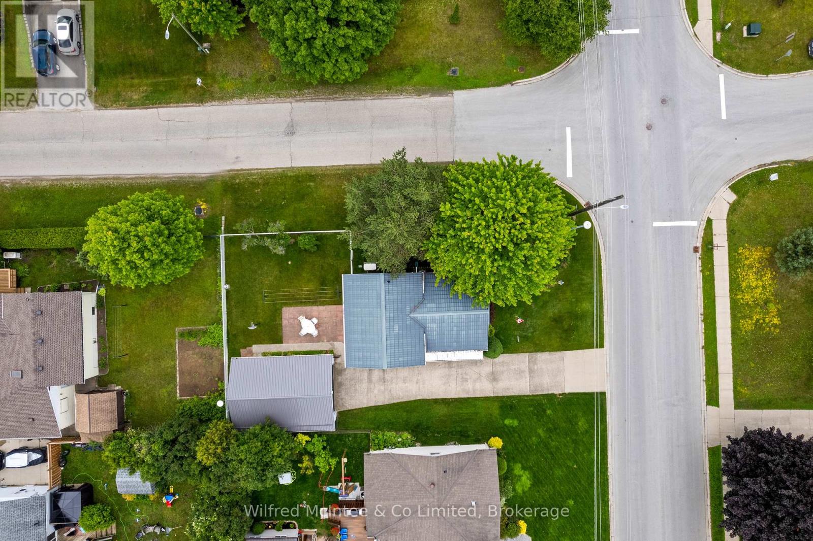 455 Bruce Street, Saugeen Shores, Ontario N0H 2C1 - Photo 4 - X13732068