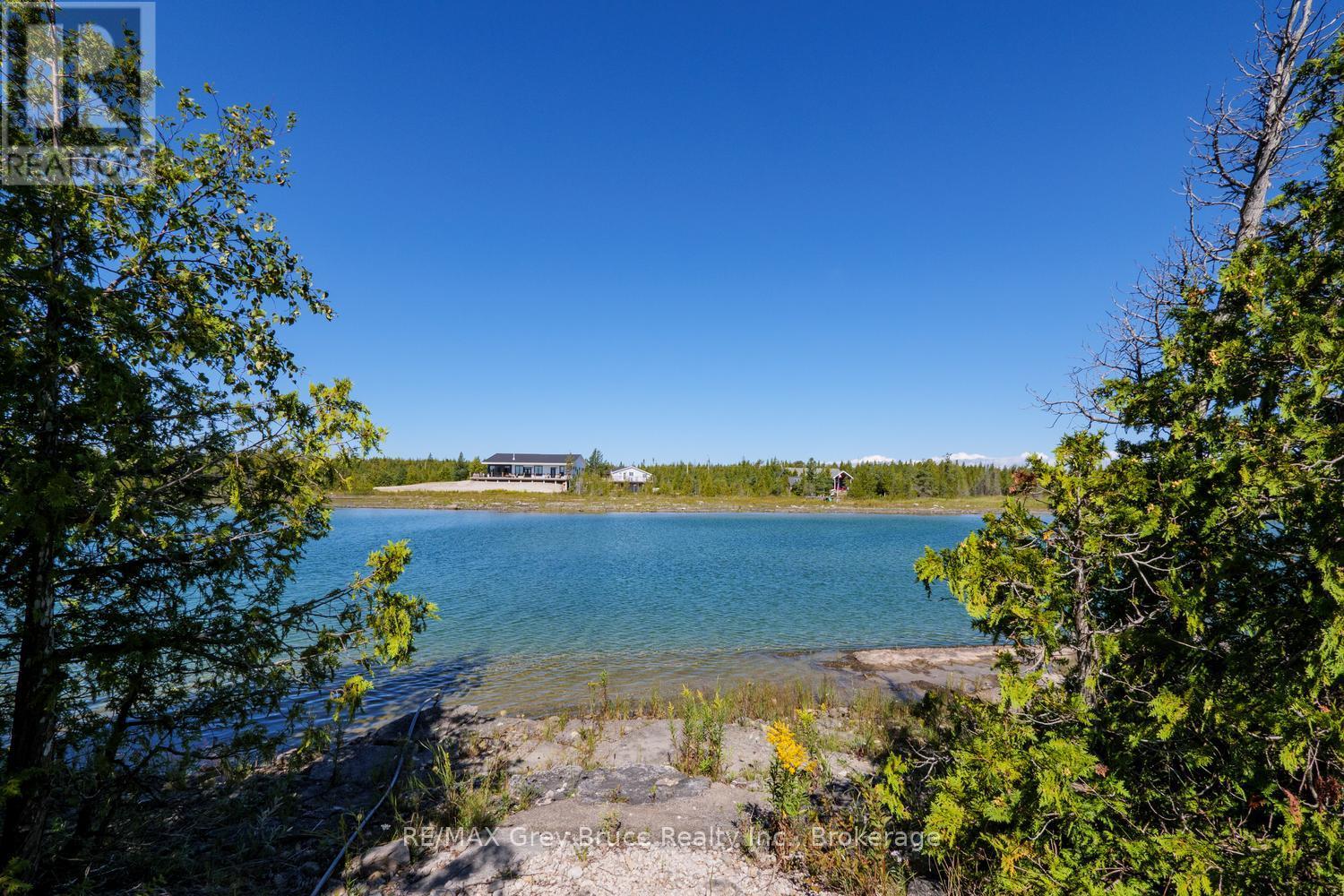 68 Bayshore Avenue S, Northern Bruce Peninsula, Ontario N0H 2R0 - Photo 5 - X13733580