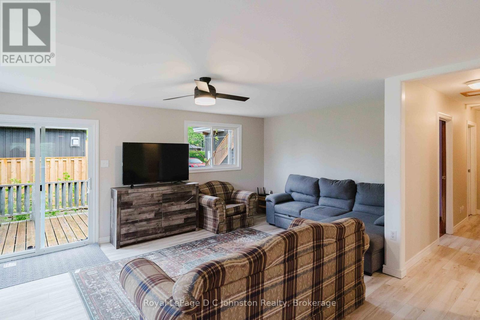 229 Edward Street, Saugeen Shores, Ontario N0H 2L0 - Photo 4 - X13745944