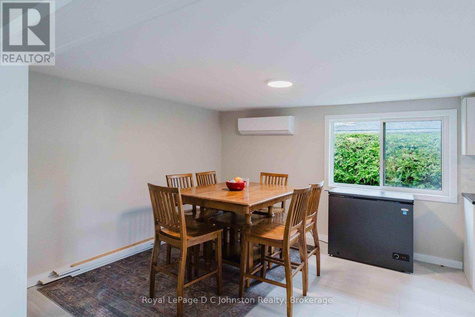 229 Edward Street, Saugeen Shores, Ontario N0H 2L0 - Photo 6 - X13745944