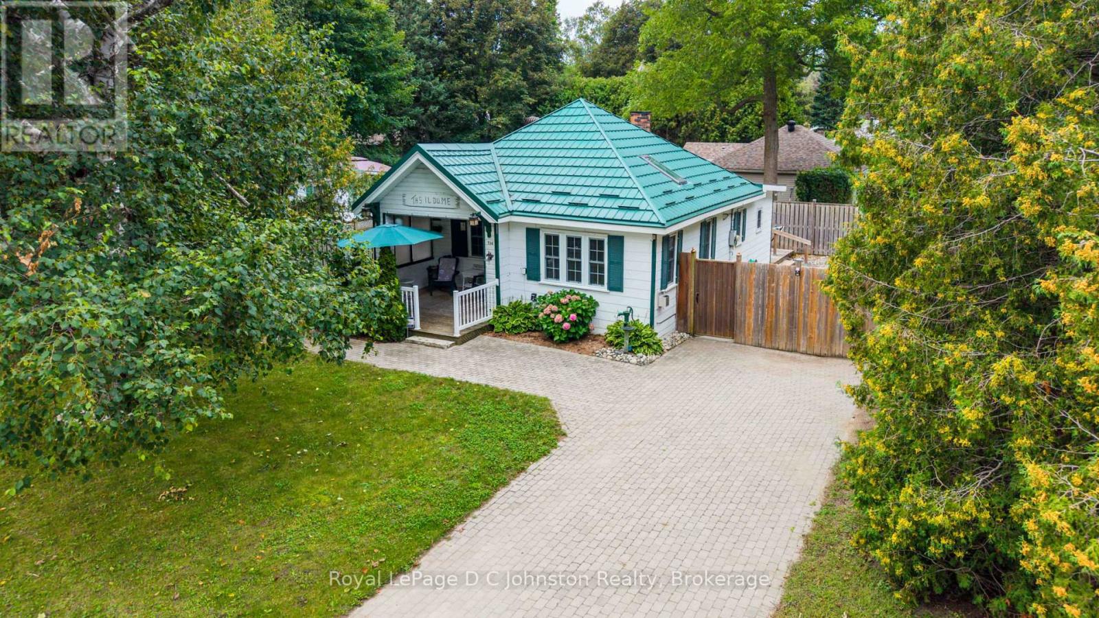 736 Shantz Street, Saugeen Shores, Ontario N0H 2C0 - Photo 2 - X13748576