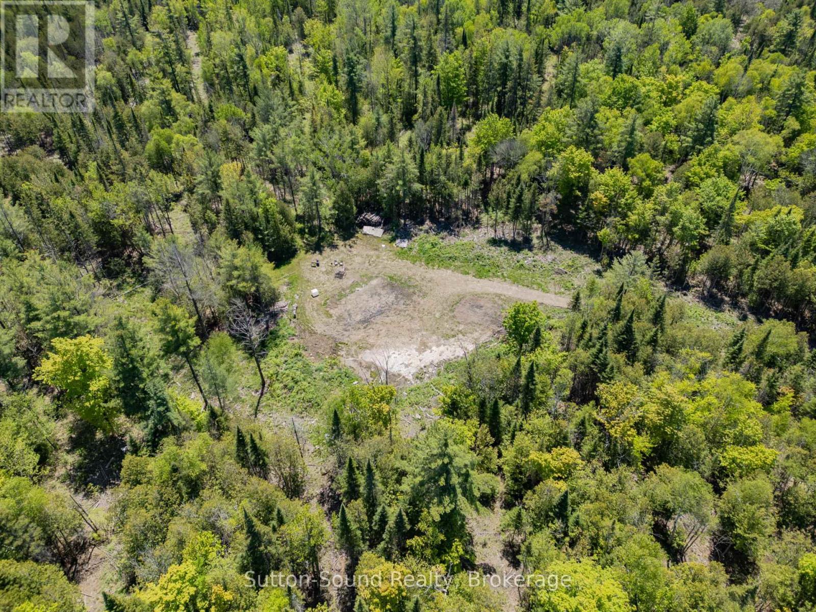 379 Elm Road, South Bruce Peninsula, Ontario N0H 2T0 - Photo 2 - X13751602