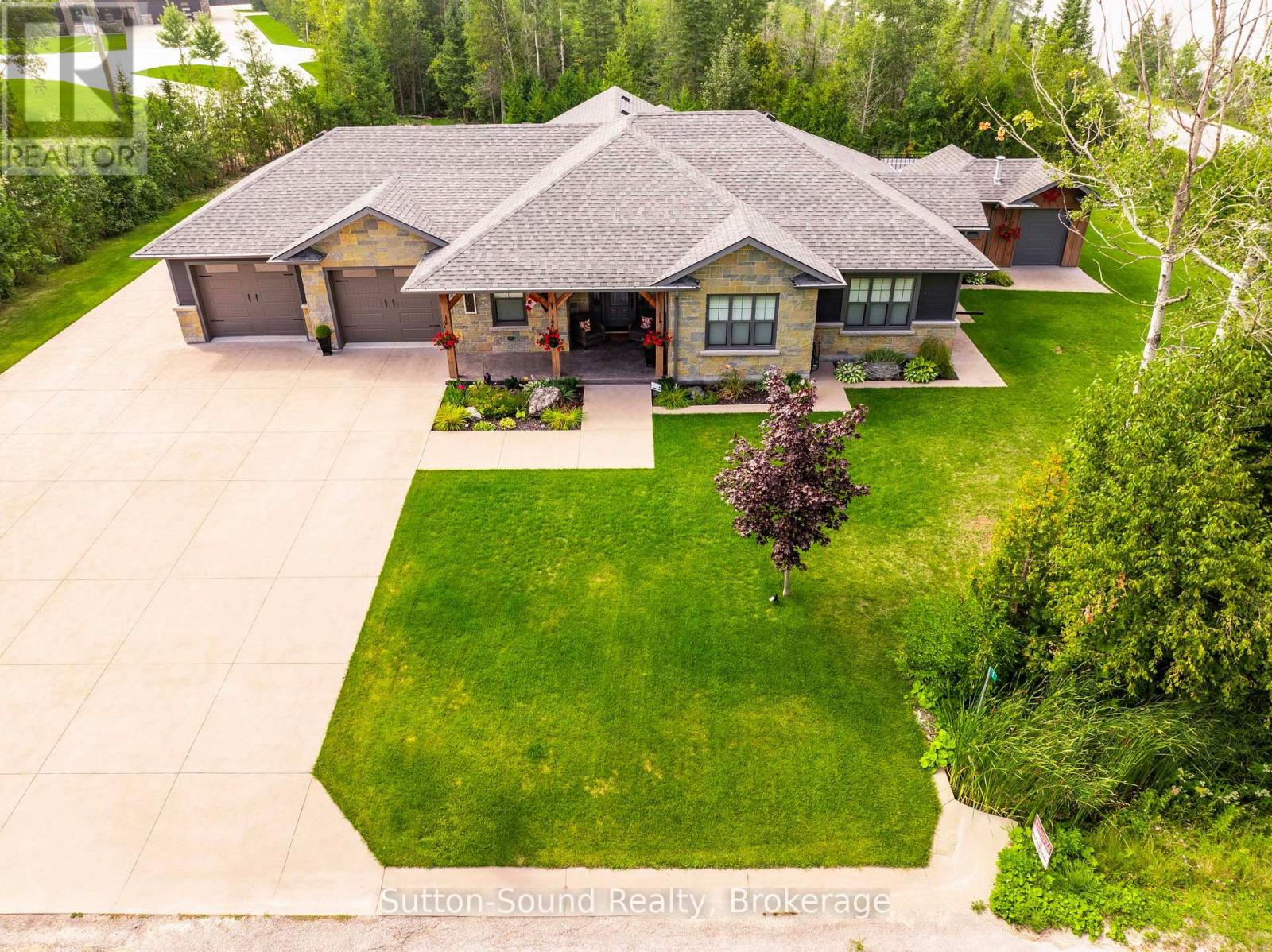 1 Walker Way, South Bruce Peninsula, Ontario N0H 2G0 - Photo 1 - X13752396