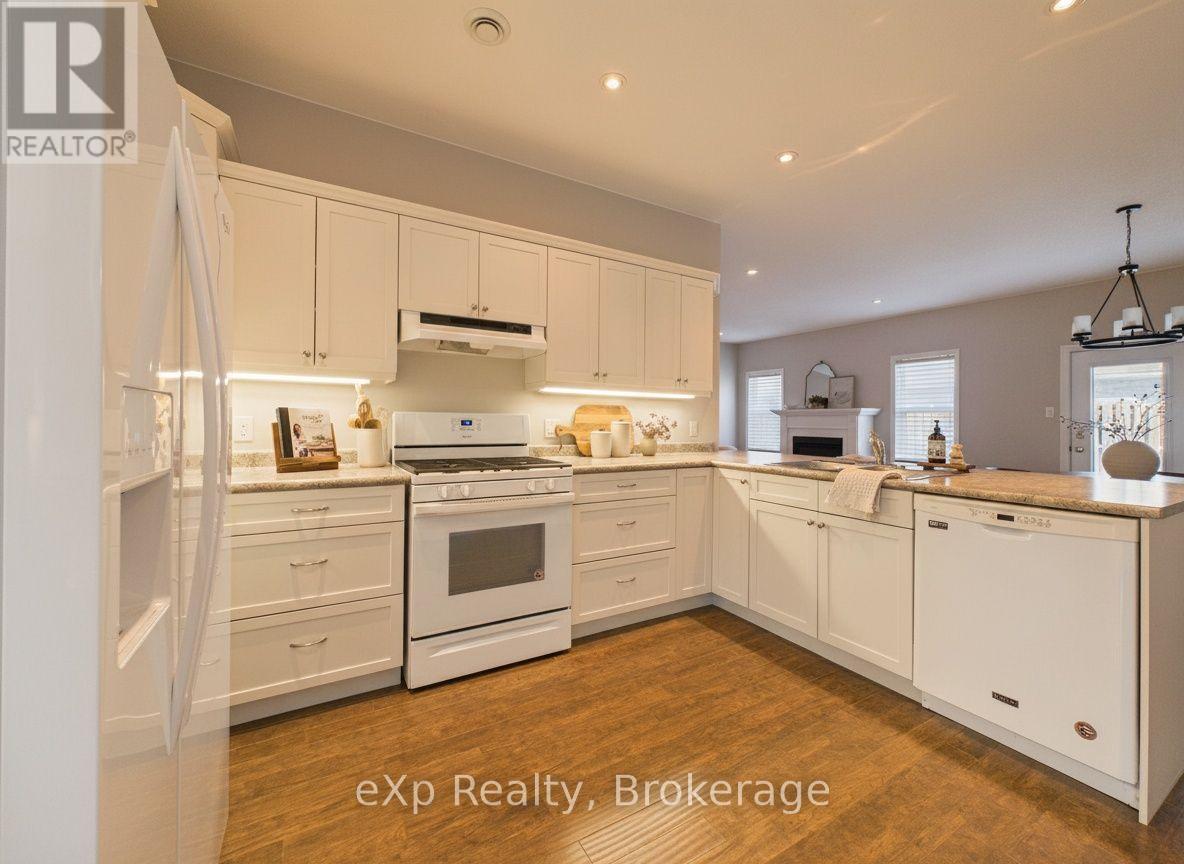 Unit 20 - 246 Grey Street E, Saugeen Shores, Ontario N0H 2L0 - Photo 7 - X13758444