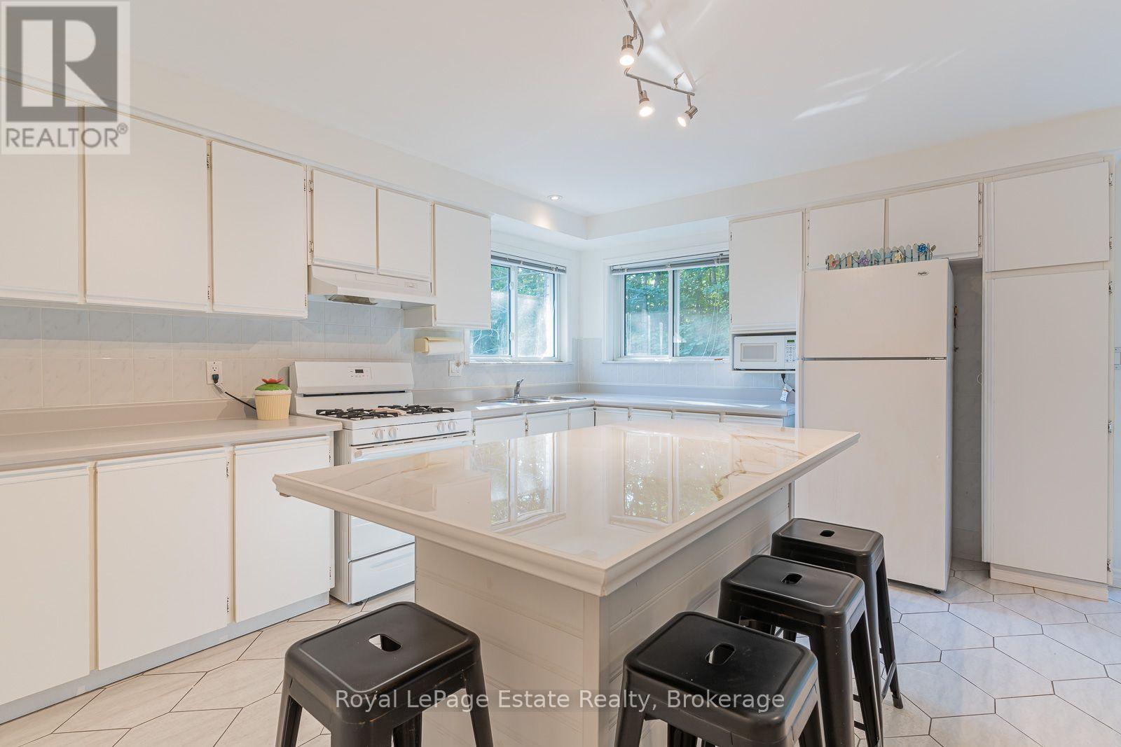 632 Bannister Drive, South Bruce Peninsula, Ontario N0H 2G0 - Photo 6 - X13765766