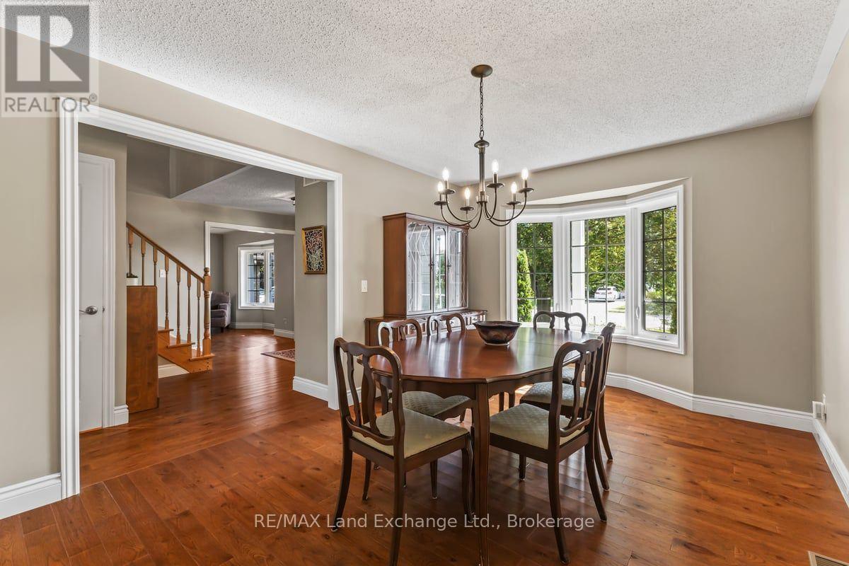 932 Parkwood Drive, Saugeen Shores, Ontario N0H 2C2 - Photo 9 - X13778722