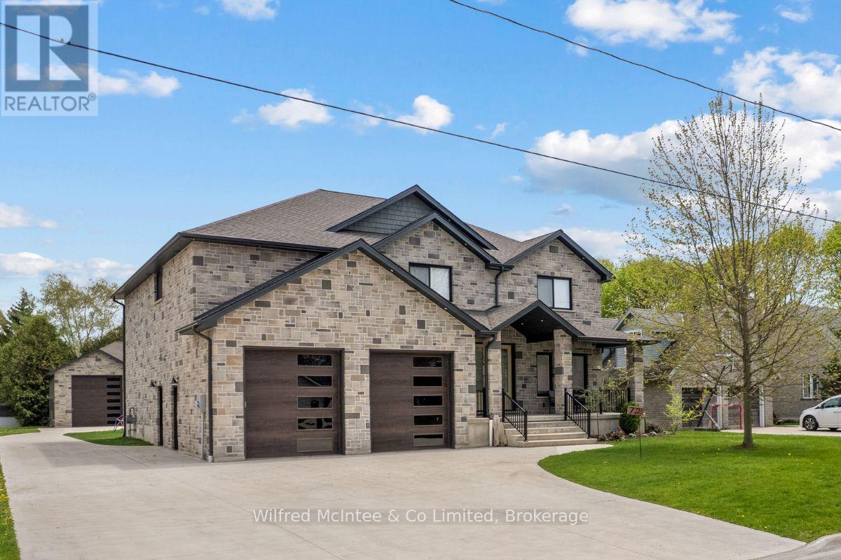 72 Victoria Street S, Saugeen Shores, Ontario N0H 2L0 - Photo 1 - X13782114