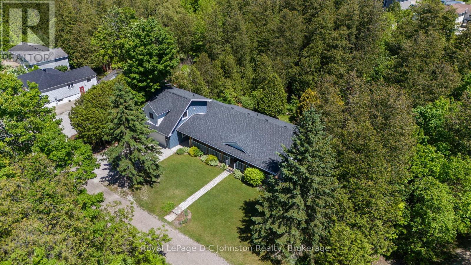 10 Mitchell Lane, Saugeen Shores, Ontario N0H 2C1 - Photo 2 - X13790934