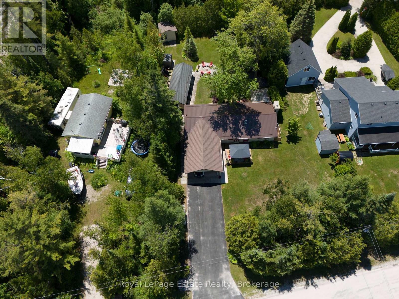 326 Lindsay Street, South Bruce Peninsula, Ontario N0H 2G0 - Photo 4 - X13802820
