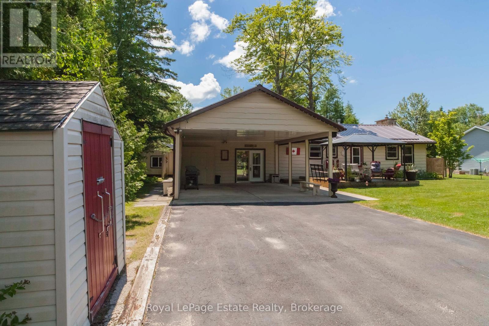 326 Lindsay Street, South Bruce Peninsula, Ontario N0H 2G0 - Photo 5 - X13802820