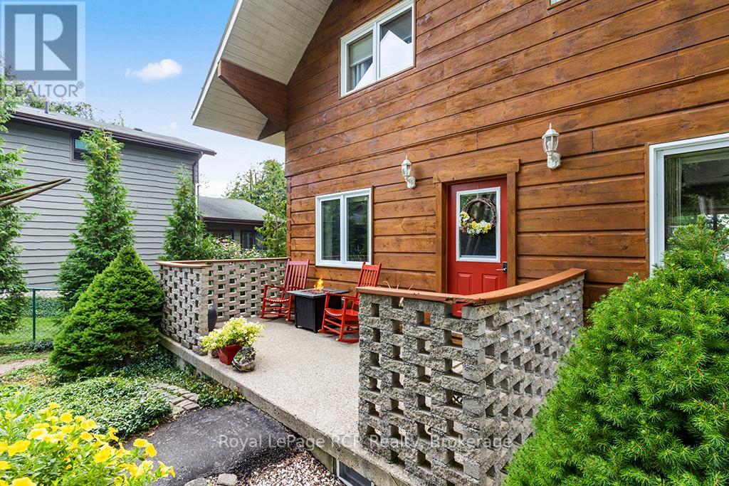 183 Lakeshore Road, Georgian Bluffs, Ontario N0H 2T0 - Photo 3 - X13803458