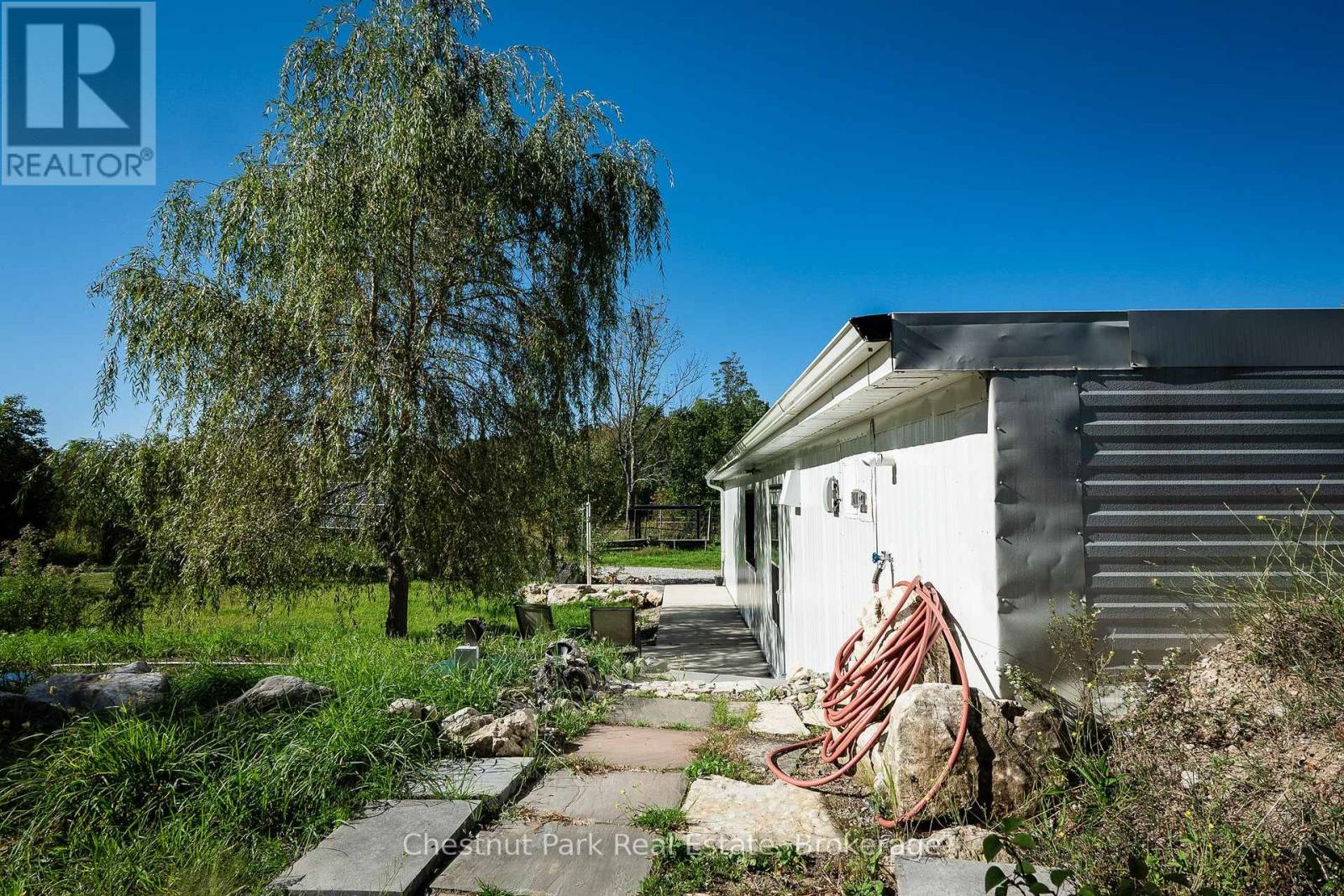 664 Bruce Road 9, South Bruce Peninsula, Ontario N0H 2T0 - Photo 2 - X13806128