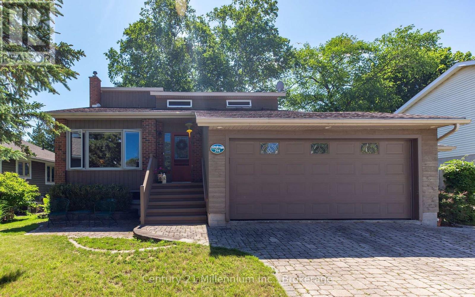 294 Albert Street S, Saugeen Shores, Ontario N0H 2L0 - Photo 1 - X13808300