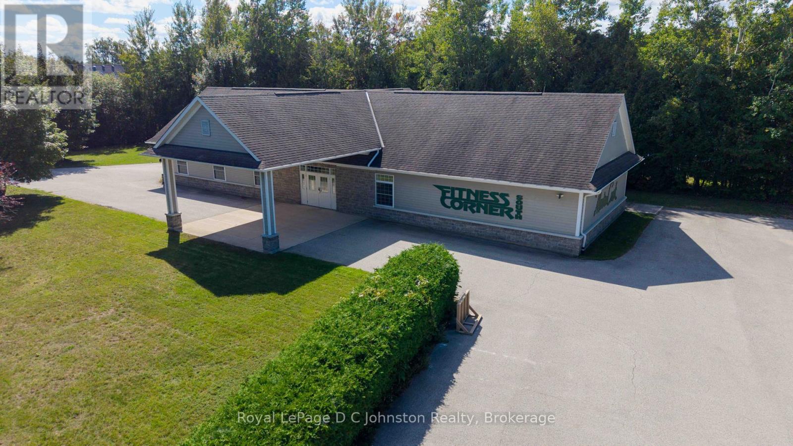 497 Meadow Lane, Saugeen Shores, Ontario N0H 2L0 - Photo 1 - X13809734