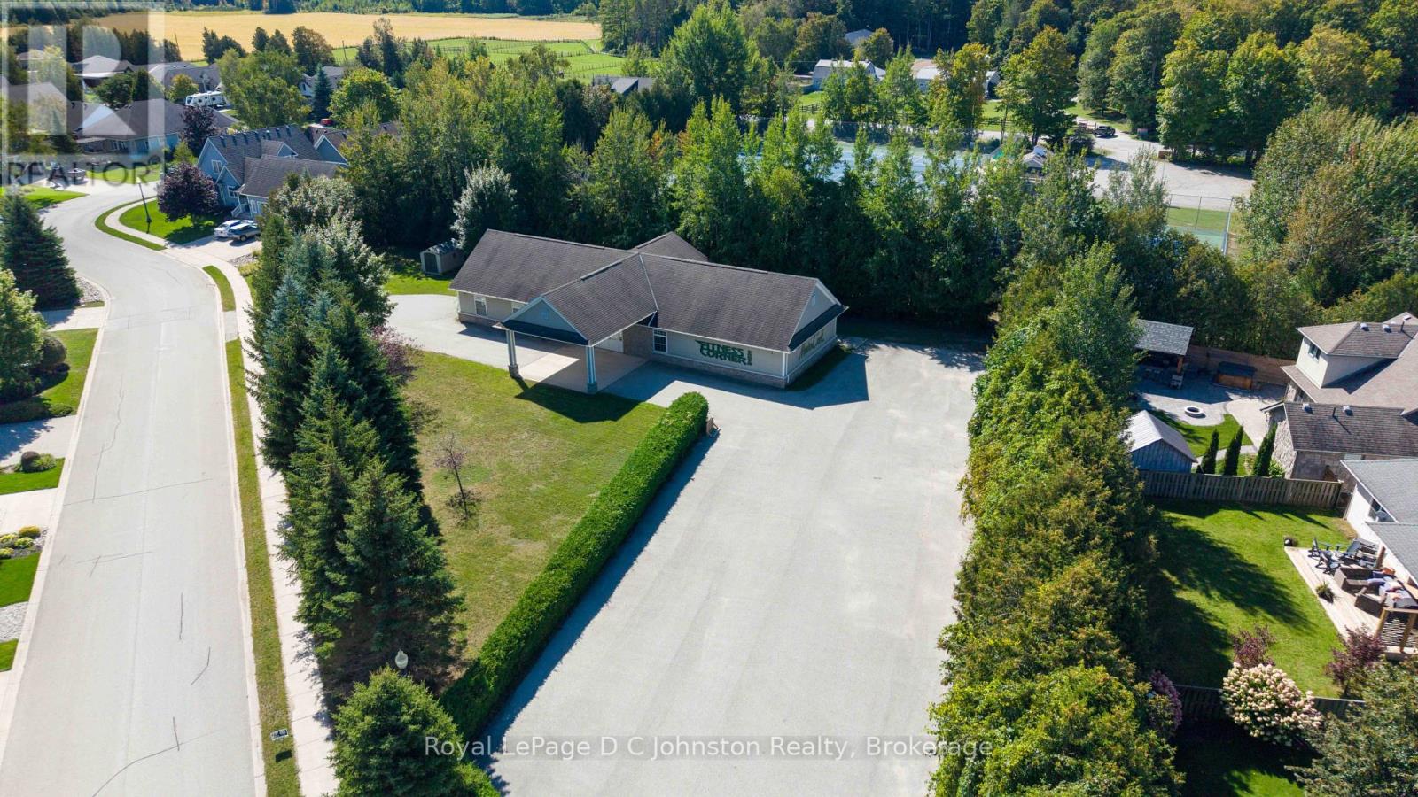 497 Meadow Lane, Saugeen Shores, Ontario N0H 2L0 - Photo 3 - X13809734