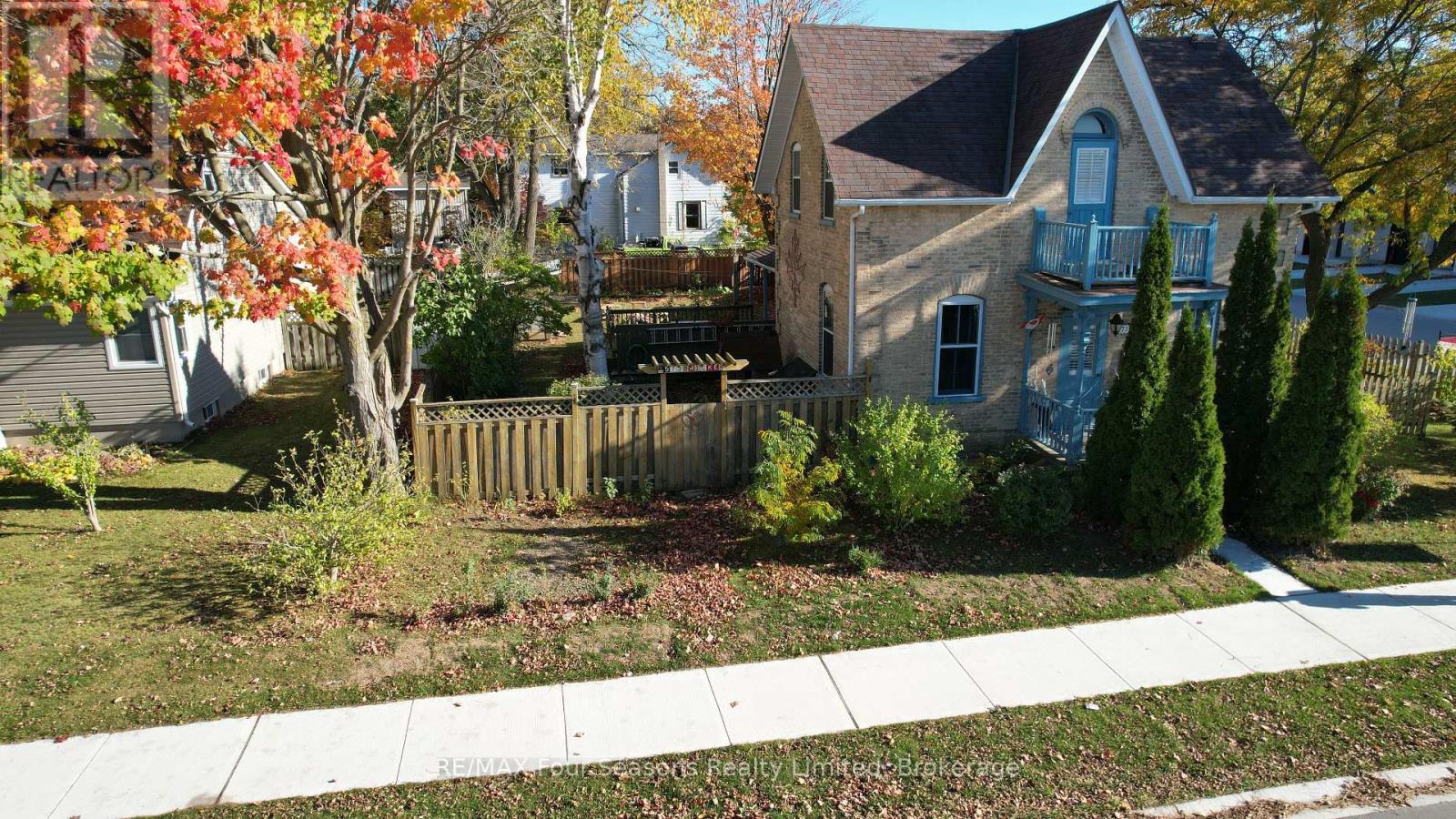573 Bricker Street, Saugeen Shores, Ontario N0H 2C4 - Photo 2 - X13818656