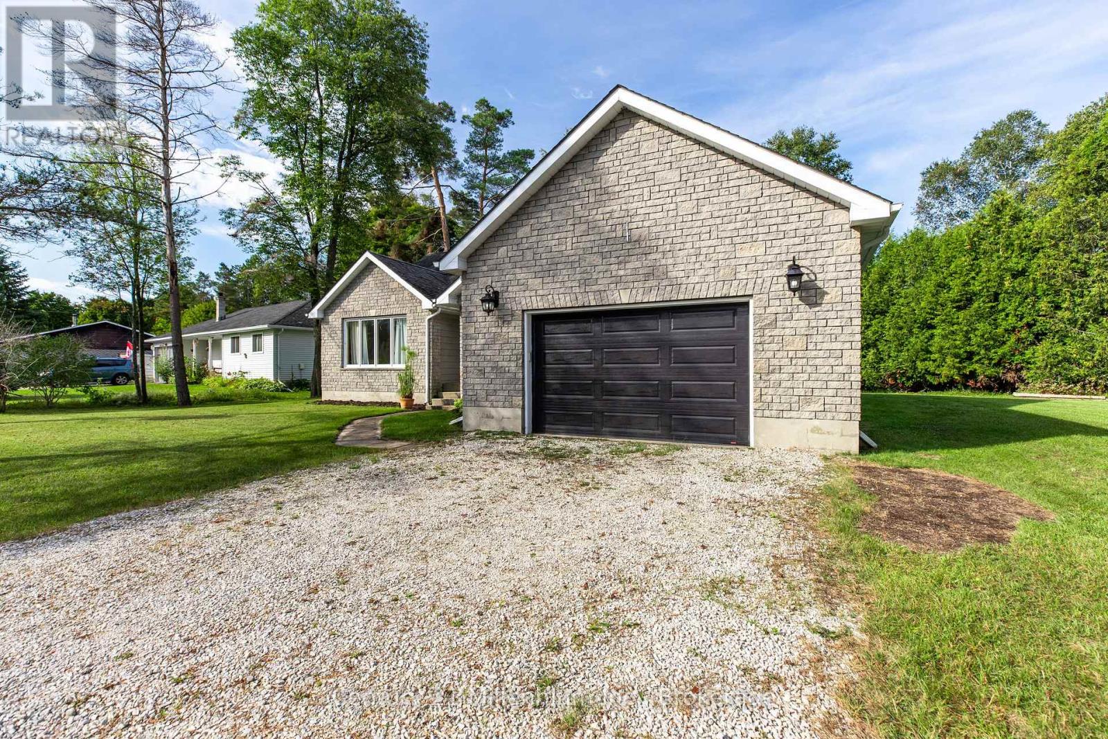 103 Dorena Crescent, South Bruce Peninsula, Ontario N0H 2G0 - Photo 4 - X13819334