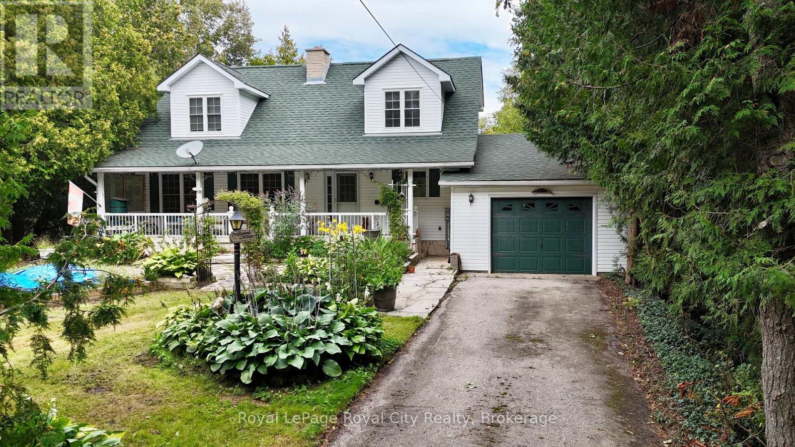 8 BROCK STREET, Northern Bruce Peninsula, Ontario