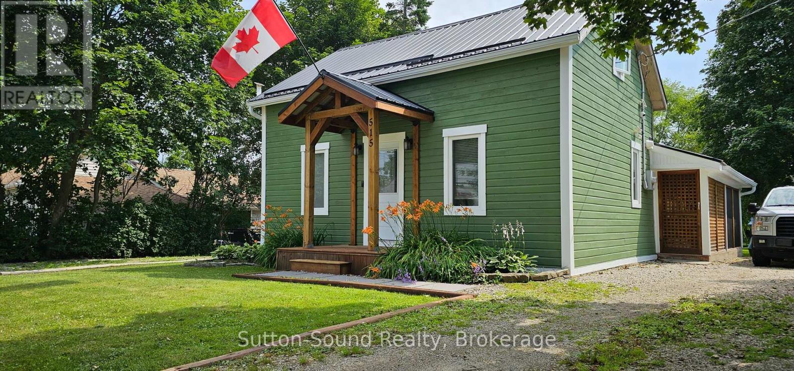 515 Tyson Street, South Bruce Peninsula, Ontario N0H 2T0 - Photo 1 - X13822404