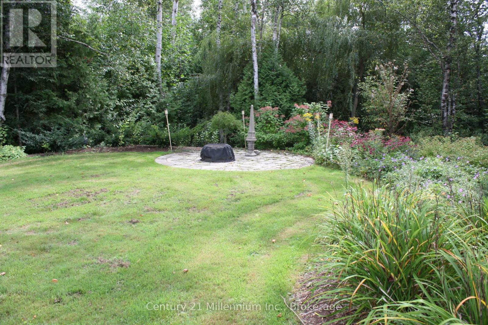 361 Tyendinaga Drive N, Saugeen Shores, Ontario N0H 2L0 - Photo 3 - X13823236