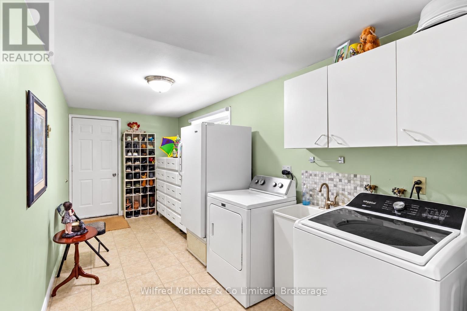 298 Albert Street S, Saugeen Shores, Ontario N0H 2L0 - Photo 6 - X13824550