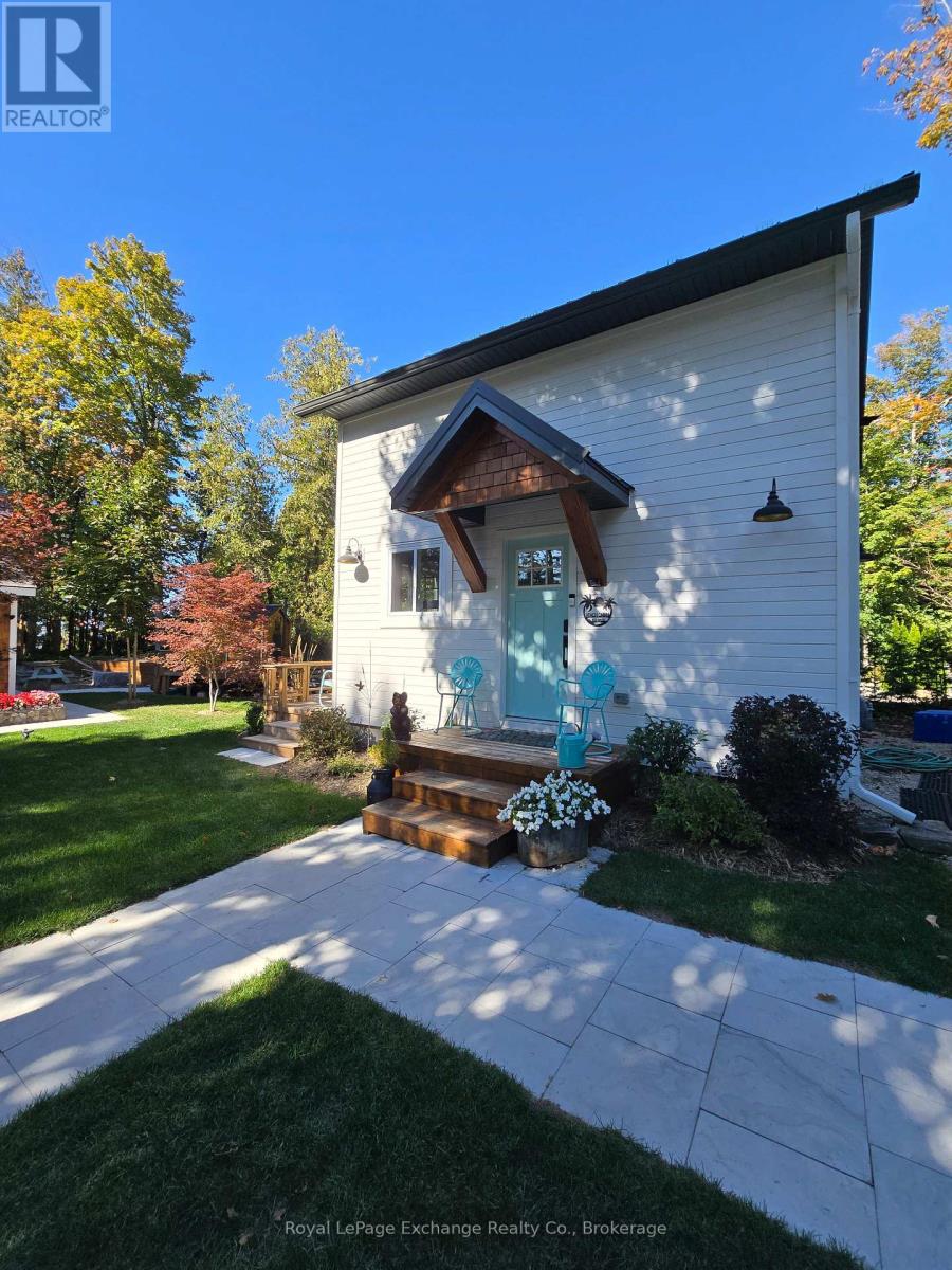 38a Shipley Avenue, Saugeen Shores, Ontario N0H 2C5 - Photo 3 - X13824756
