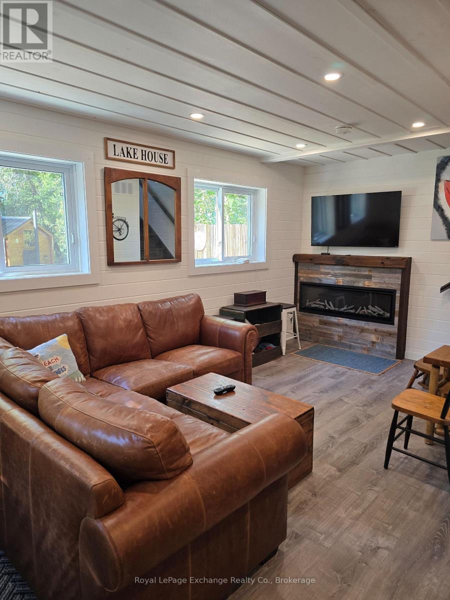 38a Shipley Avenue, Saugeen Shores, Ontario N0H 2C5 - Photo 6 - X13824756