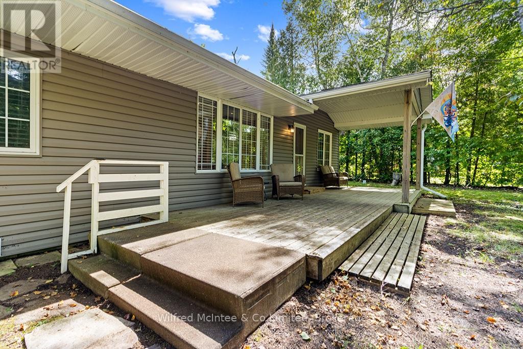 7 3rd Avenue S, Native Leased Lands, Ontario N0H 2L0 - Photo 2 - X13831910