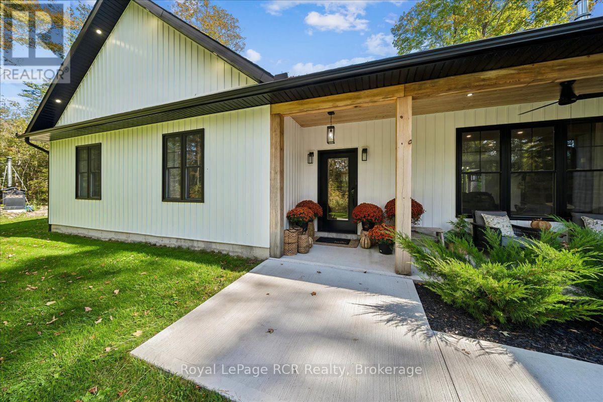 1342 Highway 6, South Bruce Peninsula, Ontario N0H 2T0 - Photo 3 - X13841288
