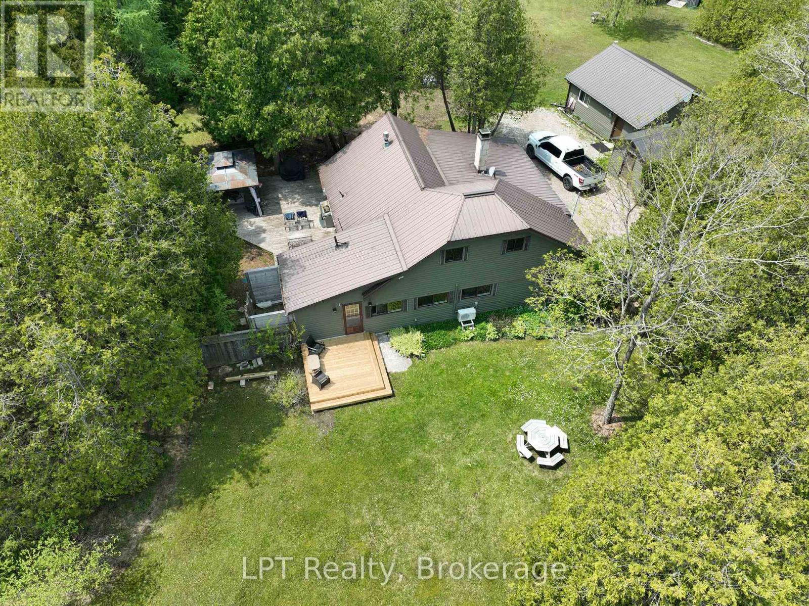21 Tyson Lane, South Bruce Peninsula, Ontario N0H 2T0 - Photo 2 - X13850556