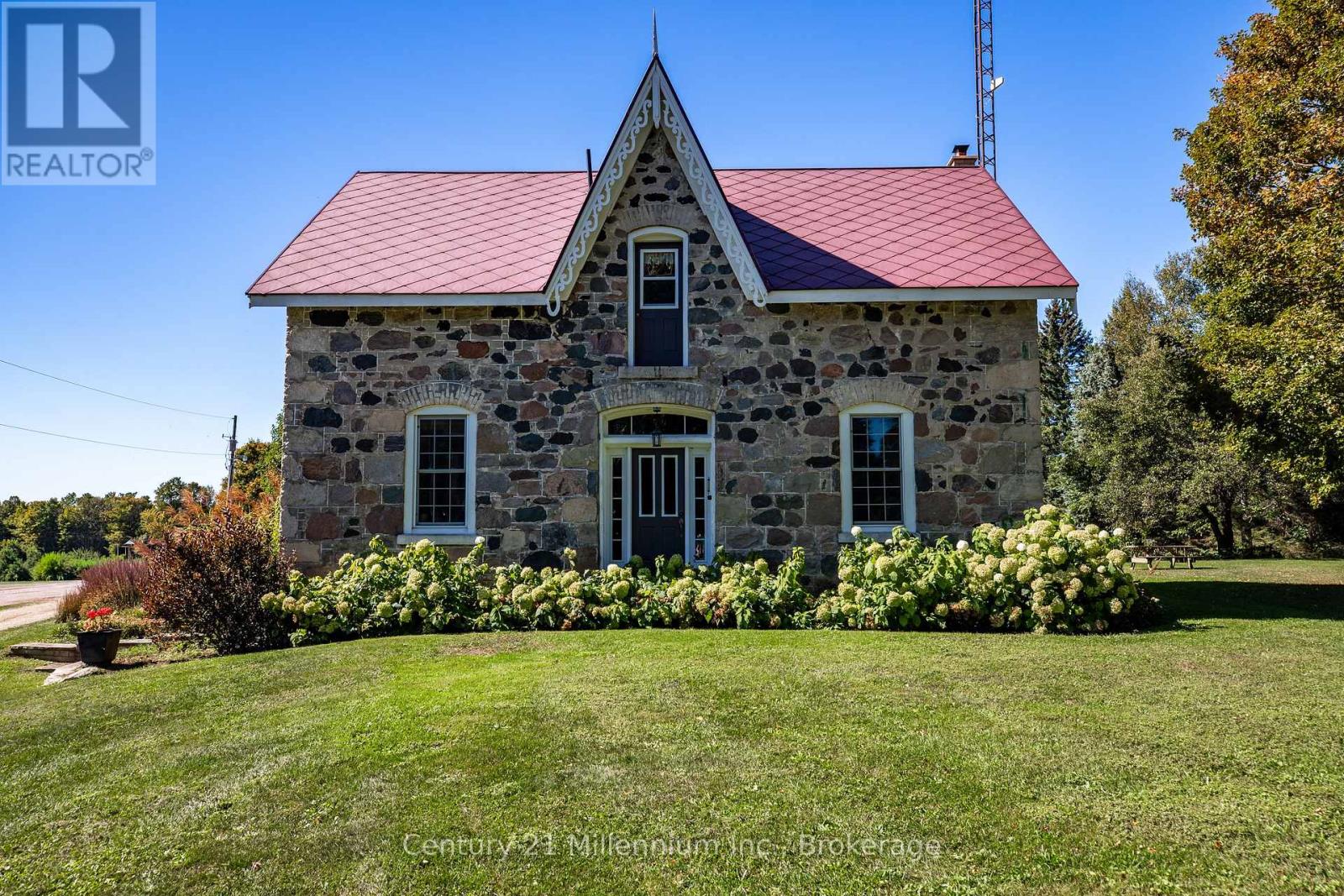 395 Elsinore Road N, South Bruce Peninsula, Ontario N0H 1A0 - Photo 2 - X13850852
