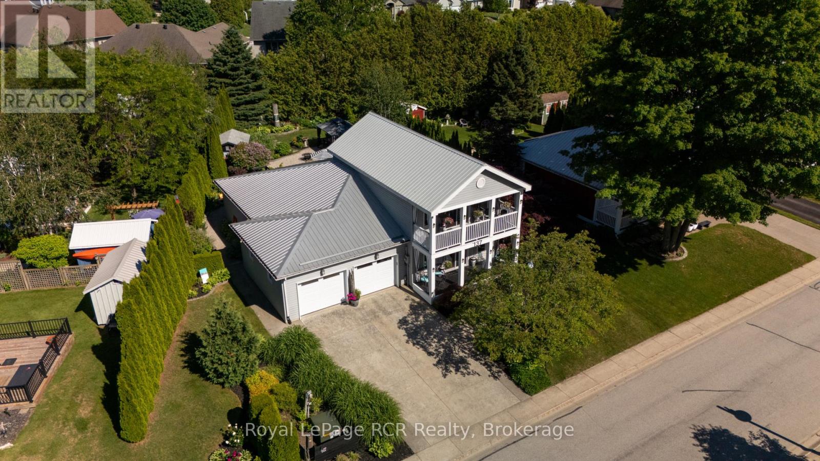 137 - 383 Mcnabb Street, Saugeen Shores, Ontario N0H 2L0 - Photo 1 - X13856756
