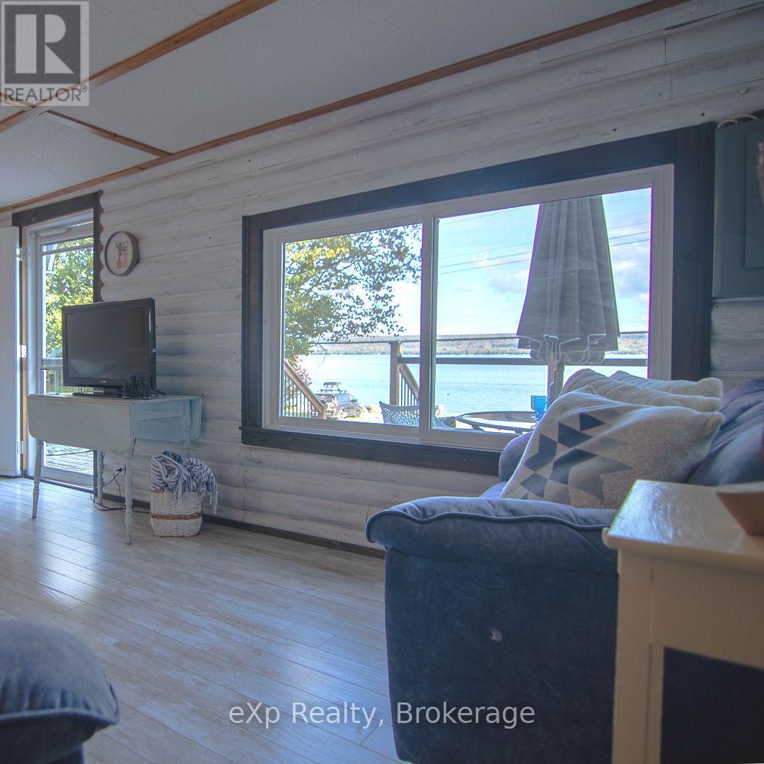 299 Mallory Beach Road, South Bruce Peninsula, Ontario N0H 2T0 - Photo 6 - X13858500
