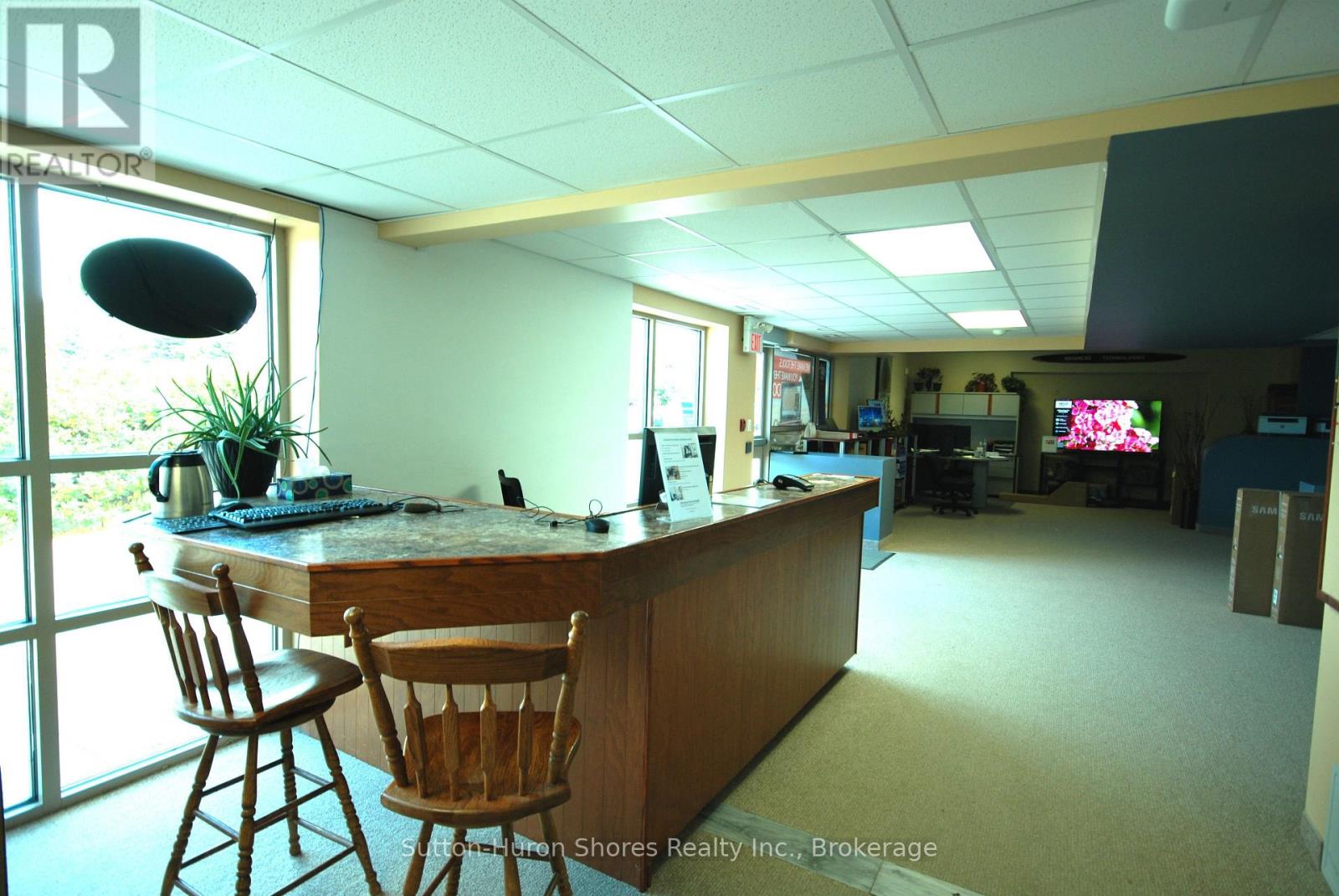 221 Adelaide Street, Saugeen Shores, Ontario N0H 2L0 - Photo 5 - X13877712