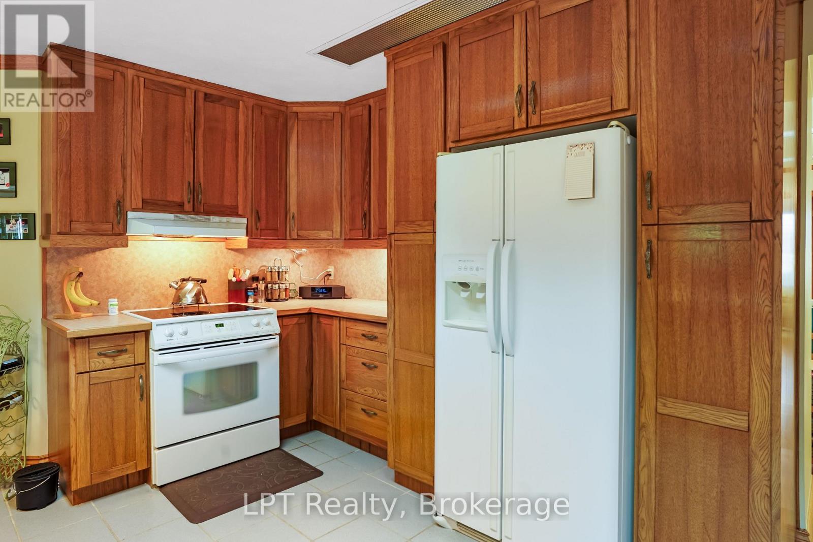 401297 Grey Road 17, Georgian Bluffs, Ontario N0H 2T0 - Photo 8 - X13884358