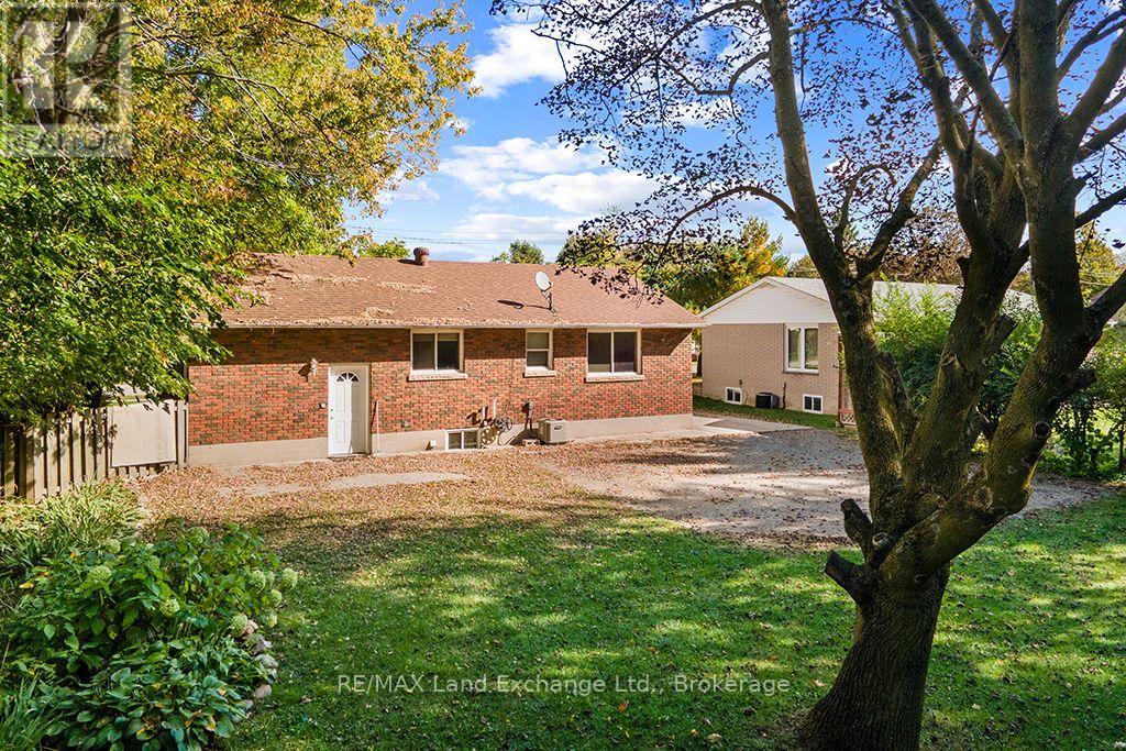 614 River Street, Saugeen Shores, Ontario N0H 2C4 - Photo 2 - X14081832
