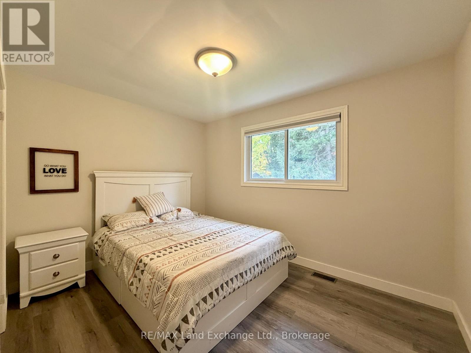 622 River Street, Saugeen Shores, Ontario N0H 2C3 - Photo 7 - X14082668