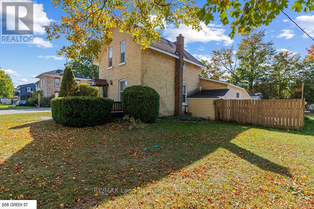 558 Green Street, Saugeen Shores, Ontario N0H 2C1 - Photo 4 - X14082762