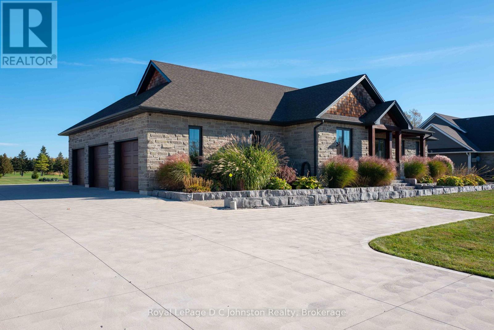 5262 Bruce Road 3 Road, Saugeen Shores, Ontario N0H 2C6 - Photo 2 - X14110216